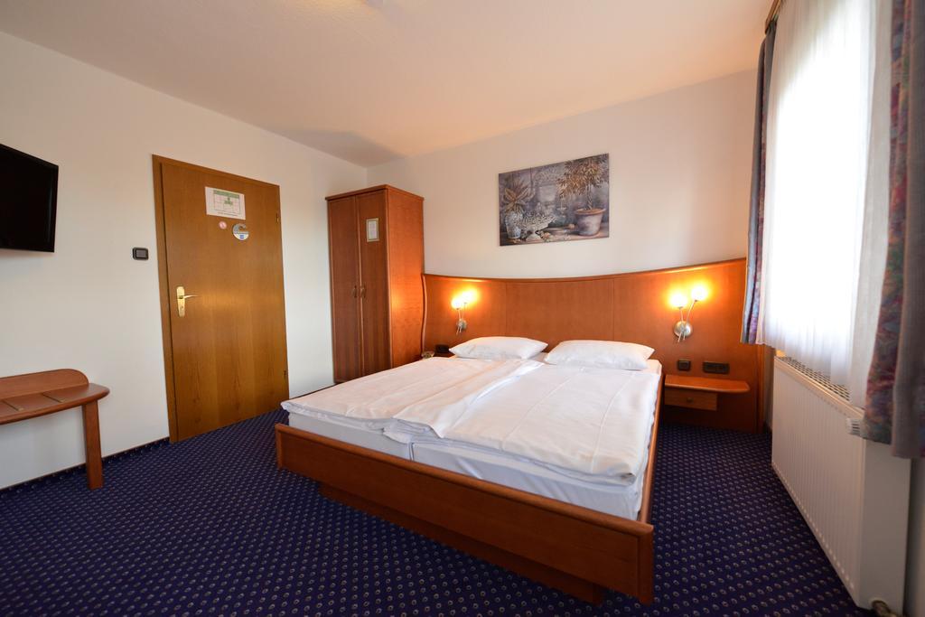 Trollinger Hof Otel Bad Oeynhausen Dış mekan fotoğraf